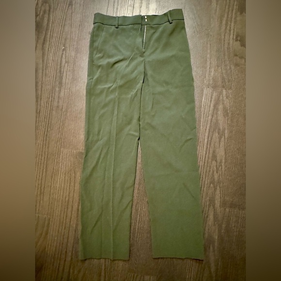 Aritzia Babaton Green Command Pant Size‎ 2 - Picture 2 of 4